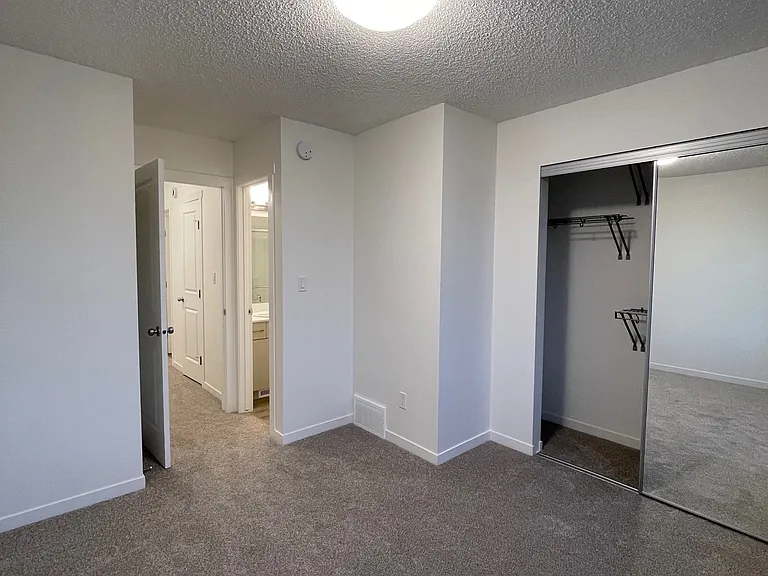 1209 McLeod Ave — Photo 3