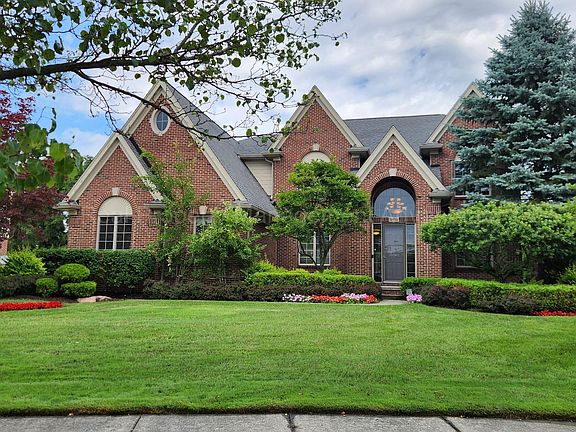 2nd image of 3894 Fadi Dr