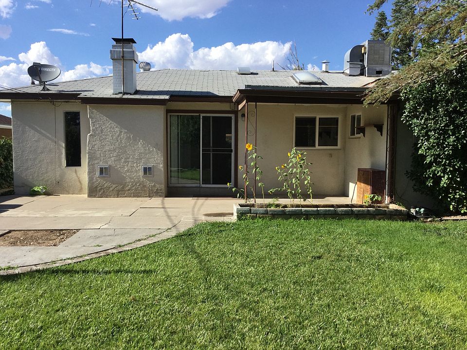 2nd image of 4308 Ponderosa Ave NE