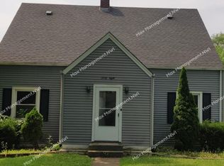 38 Deerpath Rd, Merrillville, IN 46410