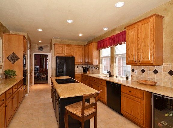 3rd image of 2709 Atwood Dr