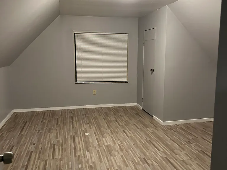 28 Mayflower St #2 — Photo 7