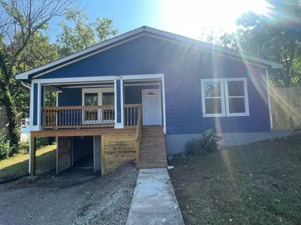 201 Phillips St, Berryville, AR 72616