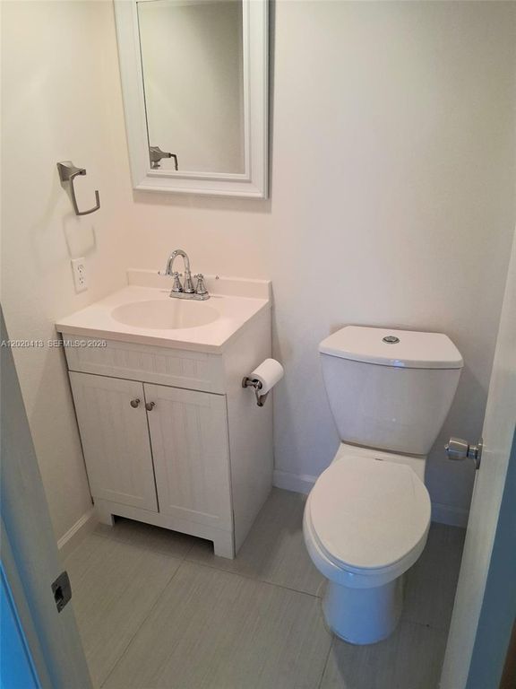 405 N Ocean Blvd APT 1815, photo 9