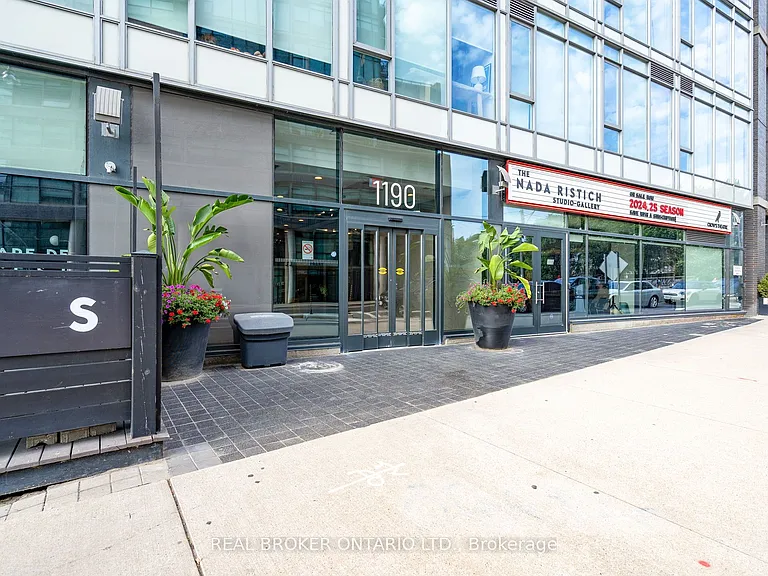 1190 Dundas St E #322 — Photo 4