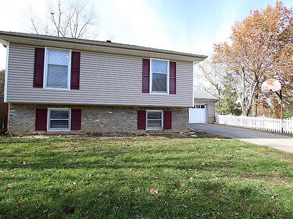 2nd image of 3876 Sundart Dr