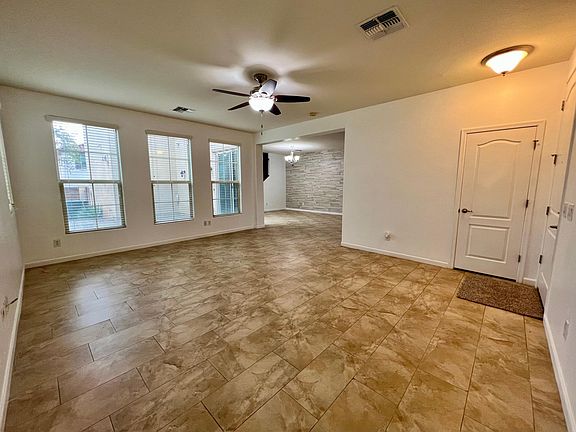 5th image of 21031 W Wycliff Dr