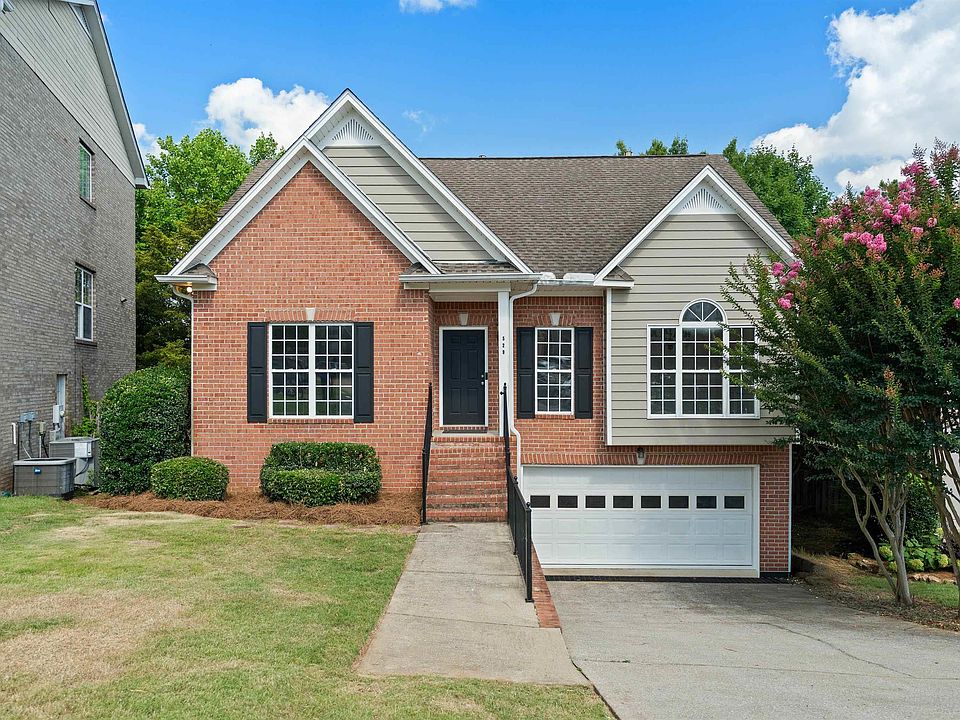 1st image of 529 Willow Oaks Cir
