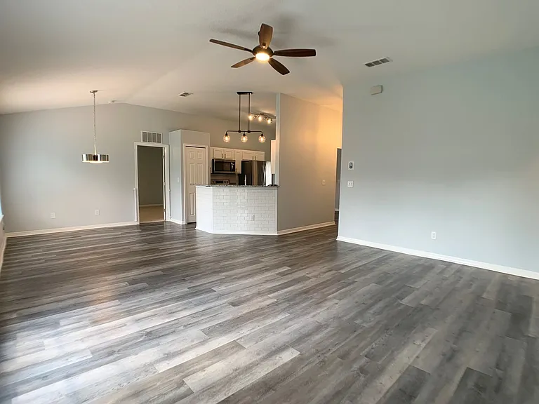 3201 Deer Creek Dr — Photo 17