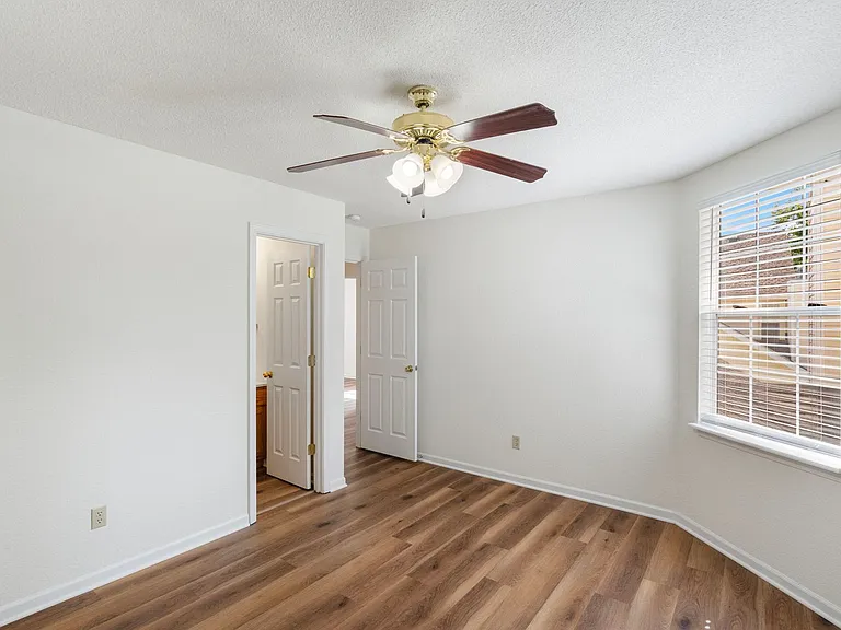 4302-4304 Cheryl Ct. — Photo 21