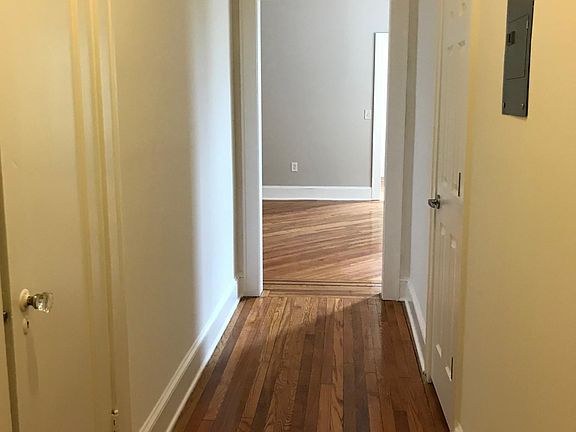 4th image of 347 Belleville Ave APT C7