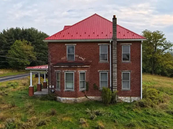 Pine Grove Rd, New Bloomfield, PA 17068
