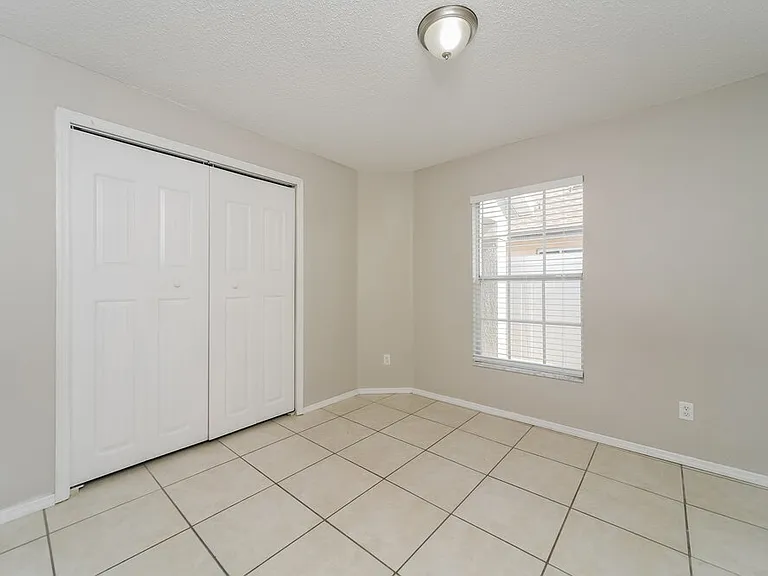 3235 Brewster Dr — Photo 14