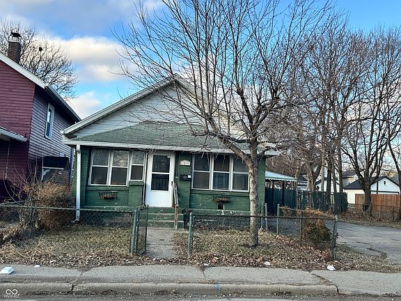 2nd image of 1162 W 29th St