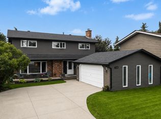 11233 34a Ave NW, Edmonton, AB T6J3M4