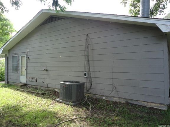 5th image of 2605 W 37th Ave