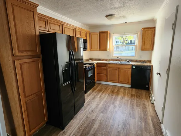 2228 Rockspring Rd #A, Toledo, OH 43614