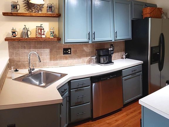 4th image of 108 Huntingdon Ct #1905