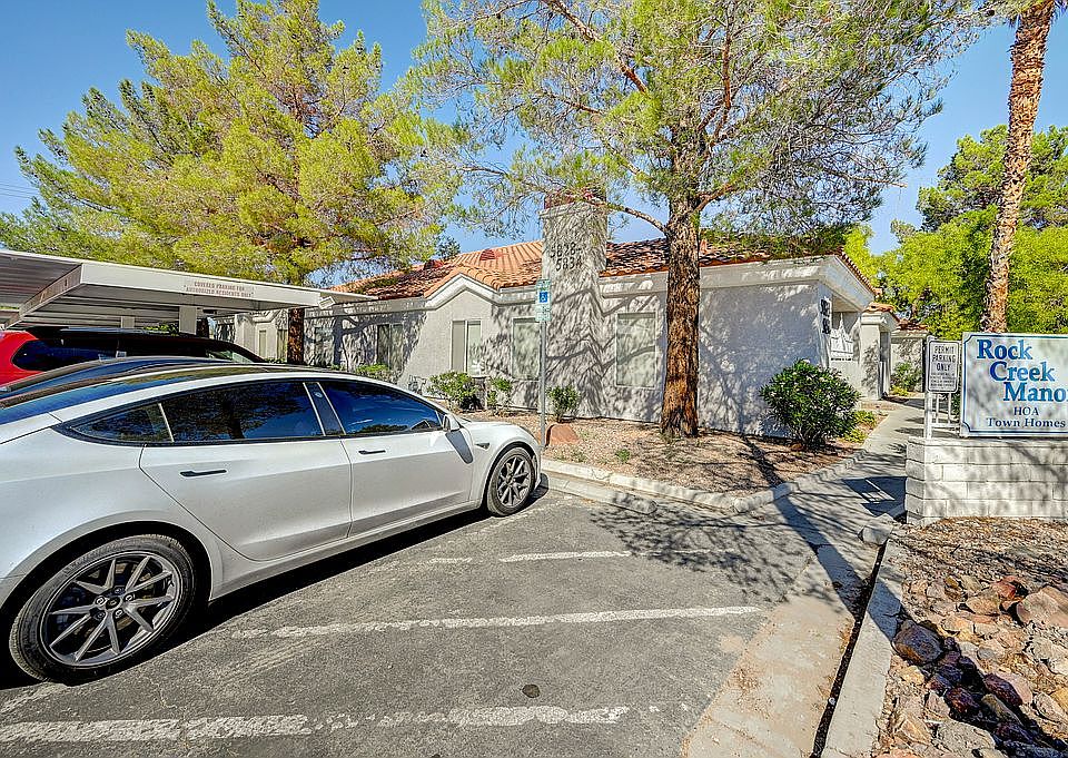 1st image of 5826 Vegas Dr