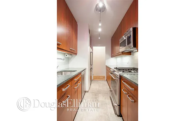 Sold by Douglas Elliman | media 4