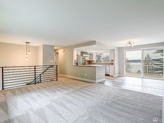 5th image of 6 Marble Beach Ln NW