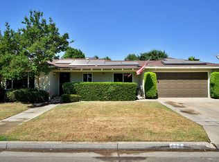 412 Autumn Rd, Madera, CA 93637