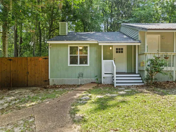 216 Parkbrook Cir, Tallahassee, FL 32301