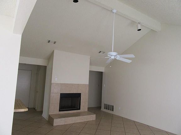 3rd image of 1345 Roan Dr