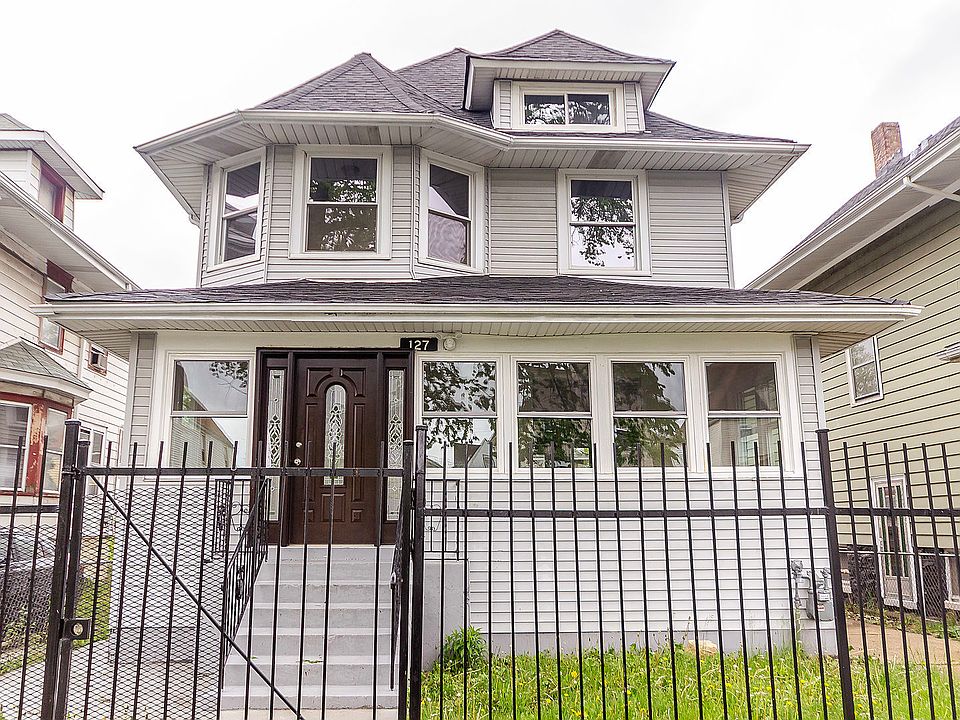 1st image of 127 N Lockwood Ave