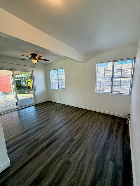 3 bed, 1100 sqft, $3,500 — Photo 2