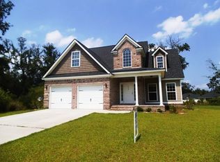 1230 Peacock Trl, Hinesville, GA 31313