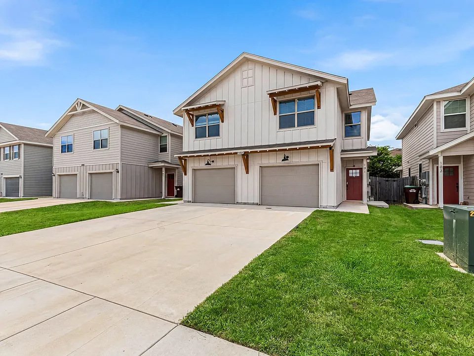 2503 Lynwood Bnd #101