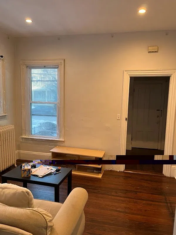 5 bed, 9999 sqft, $5,500 — Photo 4