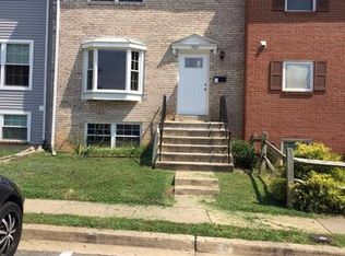 1422 Cottonwood Ct, Woodbridge, VA