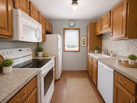 3rd image of 210 Sargent Dr APT 103