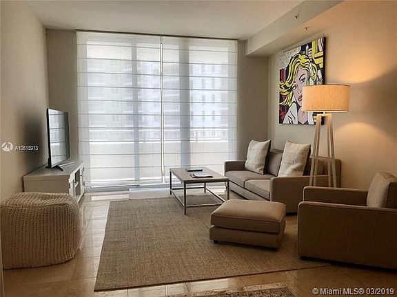 2nd image of 801 Brickell Key Blvd APT 1007