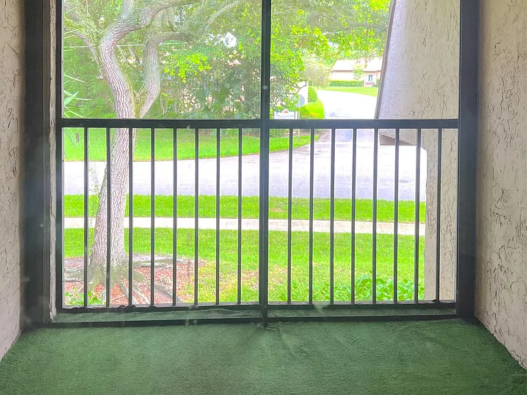 3692 NW 95th Ter #7M — Photo 10