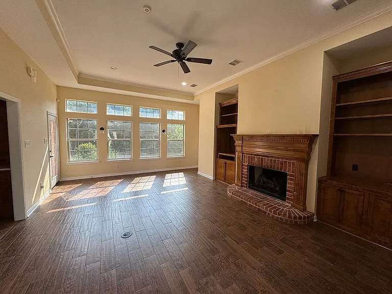 4112 Evergreen Cir — Photo 4