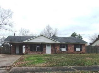 908 Dover Rd, West Memphis, AR 72301