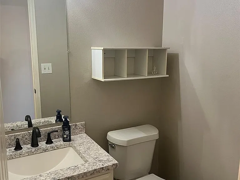6932 E Appleton Cir — Photo 8