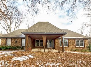 7775 Rosehill Rd, Lenexa, KS 66216