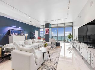 Icon Bay, Miami, FL 33137