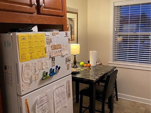 5th image of 29 Kenna Dr #405