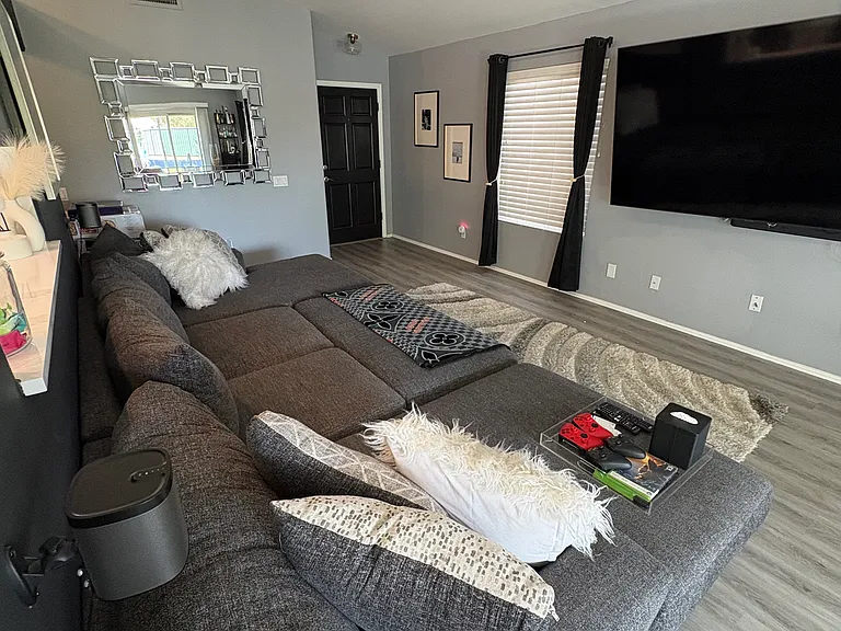 753 N Cholla St — Photo 9