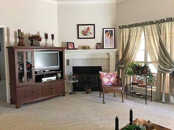 2nd image of 4146 Green Meadow Dr