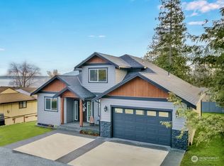4521 Pender Dr, Ferndale, WA 98248