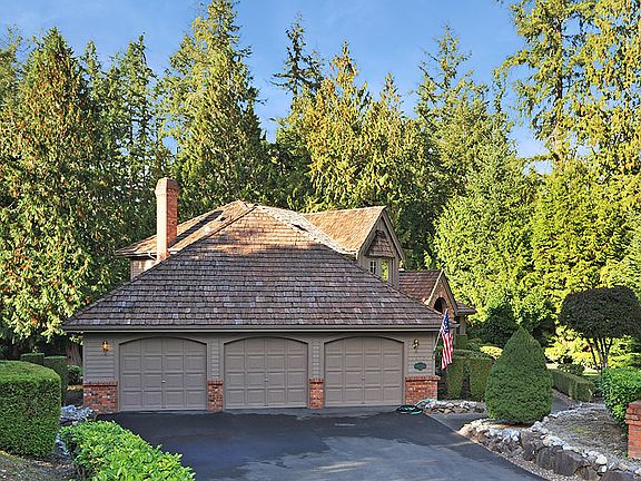 3rd image of 26520 NE 27th Dr