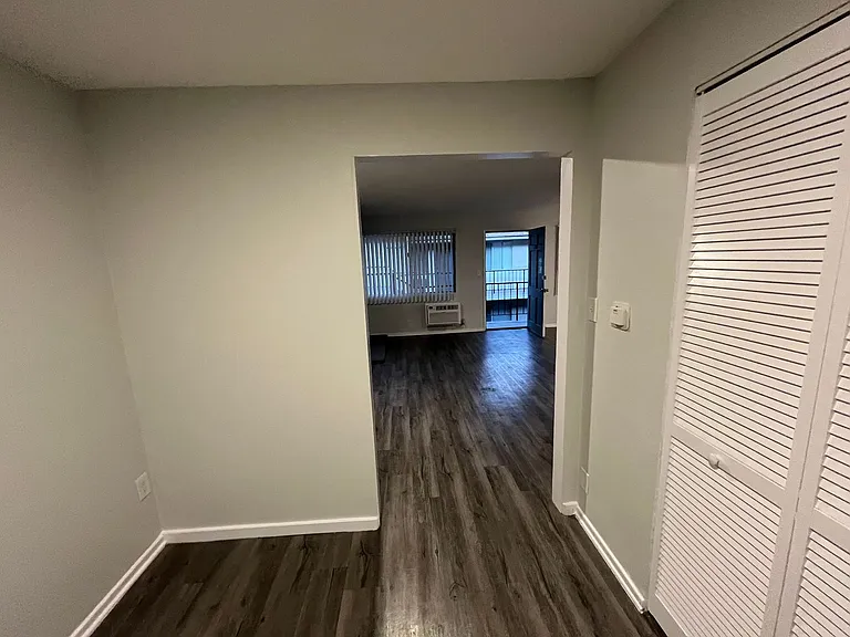18407 Dearborn Street — Photo 75