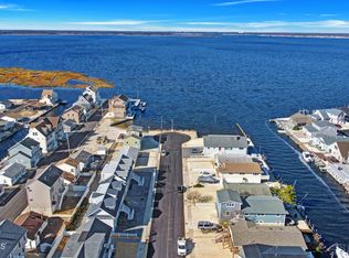 256 Ocean Bay Blvd, Lavallette, NJ 08735