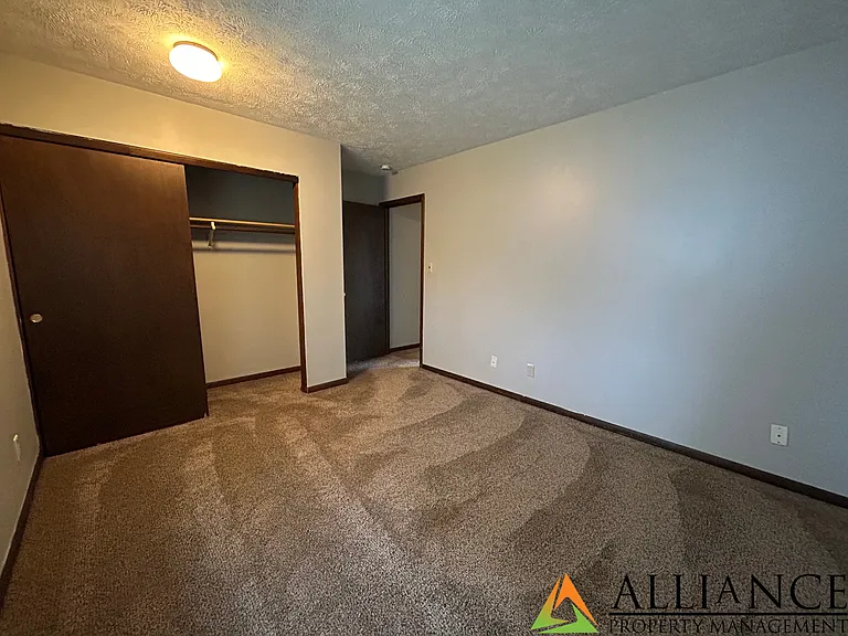 2423 Buttonwood Dr — Photo 15